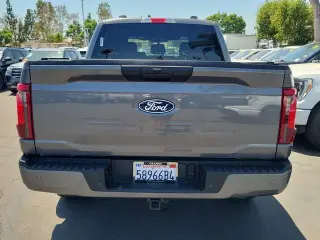 Ford F-150 2024 4x2 STX 4 puertas SuperCrew 5.5 pies SB