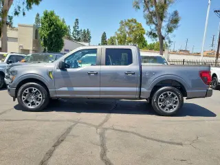 Ford F-150 2024 4x2 STX 4 puertas SuperCrew 5.5 pies SB