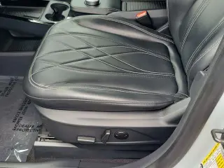 Ford Mustang Mach-E 2023 Select 4 puertas SUV