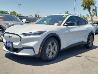 Ford Mustang Mach-E 2023 Select 4 puertas SUV