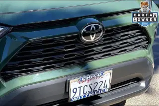 Toyota RAV4 Híbrido 2025 Edición AWD Woodland 4 puertas SUV