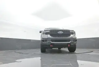 Ford Ranger 2025 4x4 XL 4 puertas SuperCrew 5.0 pies SB