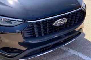 Ford Escape 2025 AWD Platinum 4 puertas SUV
