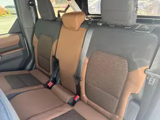 Ford Bronco 2022 4x4 Outer Banks 4 puertas SUV