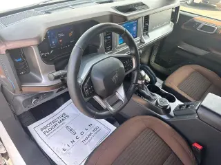 Ford Bronco 2022 4x4 Outer Banks 4 puertas SUV