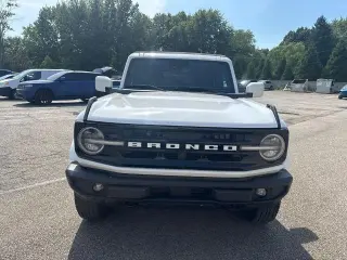 Ford Bronco 2022 4x4 Outer Banks 4 puertas SUV