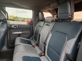 Ford Bronco 2021 4x4 Outer Banks 4 puertas SUV