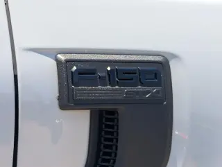Ford F-150 2023 4x2 XL 4 puertas SuperCrew 5.5 pies. SB