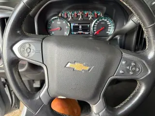 Chevrolet Silverado 1500 2016 4x2 LT 4 puertas Cabina Crew 5.8 pies. Caja corta
