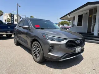 Ford Escape Plug-In Hybrid 2023 Base 4dr SUV