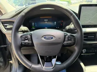 Ford Escape Plug-In Hybrid 2023 Base 4dr SUV