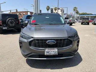 Ford Escape Plug-In Hybrid 2023 Base 4dr SUV