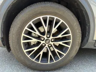 Ford Escape Plug-In Hybrid 2023 Base 4dr SUV