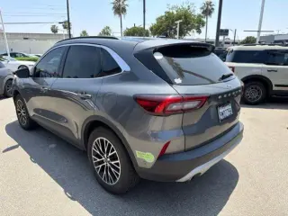 Ford Escape Plug-In Hybrid 2023 Base 4dr SUV