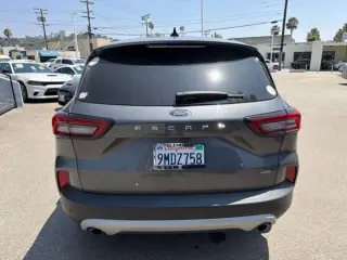 Ford Escape Plug-In Hybrid 2023 Base 4dr SUV