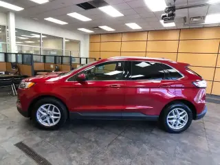 Ford Edge 2024 AWD SEL 4 puertas SUV