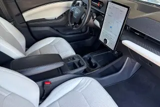 Ford Mustang Mach-E 2025 AWD Premium 4 puertas SUV