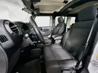 Jeep Wrangler Unlimited 2011 4x4 Sport 4 puertas SUV