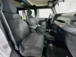 Jeep Wrangler Unlimited 2011 4x4 Sport 4 puertas SUV