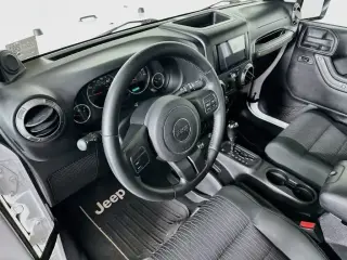 Jeep Wrangler Unlimited 2011 4x4 Sport 4 puertas SUV