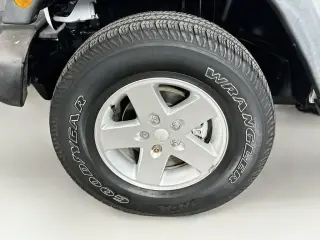 Jeep Wrangler Unlimited 2011 4x4 Sport 4 puertas SUV