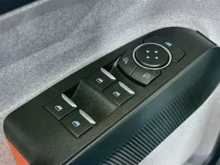 Ford Maverick 2022 AWD XLT 4 puertas SuperCrew con caja de 4.5 pies