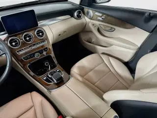 Mercedes-Benz Clase C 2015 AWD C 300 4MATIC Sedán 4 puertas