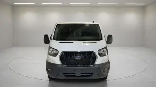 Ford Transit 2025 250 3 puertas LWB Techo Bajo Furgón de Carga