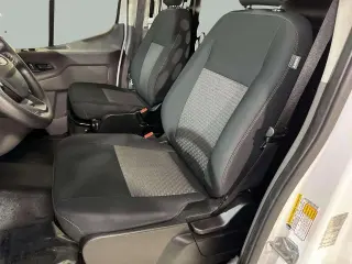 Ford Transit 2025 250 3 puertas LWB Techo Bajo Furgón de Carga