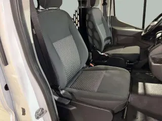 Ford Transit 2025 250 3 puertas LWB Techo Bajo Furgón de Carga