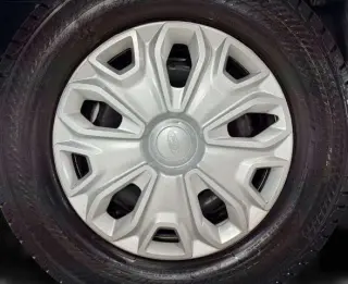 Ford Transit 2025 250 3 puertas LWB Techo Bajo Furgón de Carga
