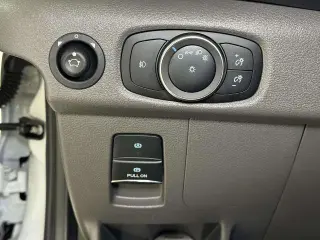 Ford Transit 2025 250 3 puertas LWB Techo Bajo Furgón de Carga