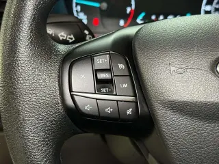 Ford Transit 2025 250 3 puertas LWB Techo Bajo Furgón de Carga