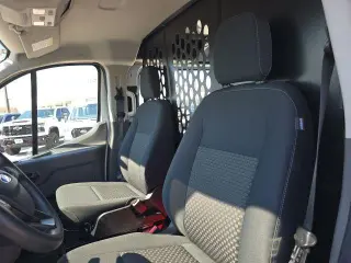 Ford Transit 2025 250 3 puertas SWB Techo bajo Furgón de Carga
