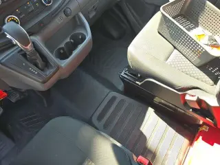 Ford Transit 2025 250 3 puertas SWB Techo bajo Furgón de carga