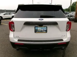 Ford Explorer 2023 AWD XLT 4 puertas SUV