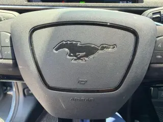 Ford Mustang Mach-E 2023 Premium 4dr SUV