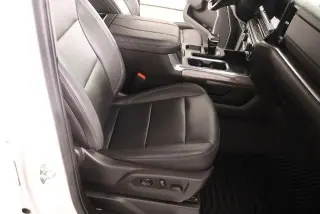 Chevrolet Silverado 1500 2023 4x4 LTZ 4 puertas Cabina doble 5.8 pies. Caja corta