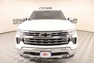 Chevrolet Silverado 1500 2023 4x4 LTZ 4 puertas Cabina doble 5.8 pies. Caja corta