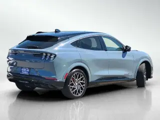 Ford Mustang Mach-E 2023 AWD GT 4 puertas SUV