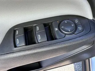 Chevrolet Equinox 2024 4x4 LS 4 puertas SUV con 1LS