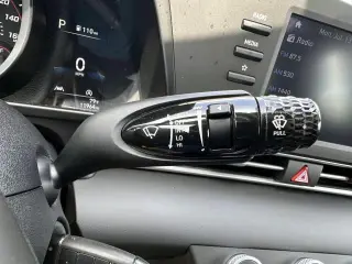 Hyundai ELANTRA 2023 SE 4 puertas Sedan