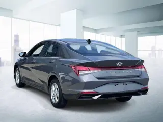 Hyundai ELANTRA 2023 SE 4 puertas Sedan