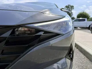 Hyundai ELANTRA 2023 SE 4 puertas Sedan