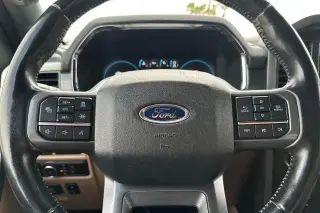 Ford F-150 2021 4x4 Lariat 4 puertas SuperCrew 5.5 pies. Caja corta