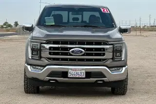 Ford F-150 2021 4x4 Lariat 4 puertas SuperCrew 5.5 pies. Caja corta