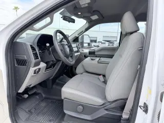 Ford F-350 Super Duty 2017 4x4 XL Cabina Crew 4 puertas 8 pies LB SRW Pickup