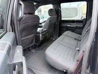 Ford F-150 2020 4x4 XLT 4 puertas SuperCrew 5.5 pies SB