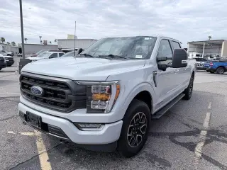 Ford F-150 2023 4x4 XLT 4 puertas SuperCrew 6.5 pies SB