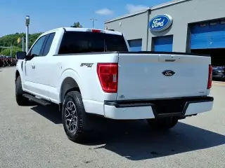 Ford F-150 2023 4x4 XLT 4 puertas SuperCab 6.5 pies SB